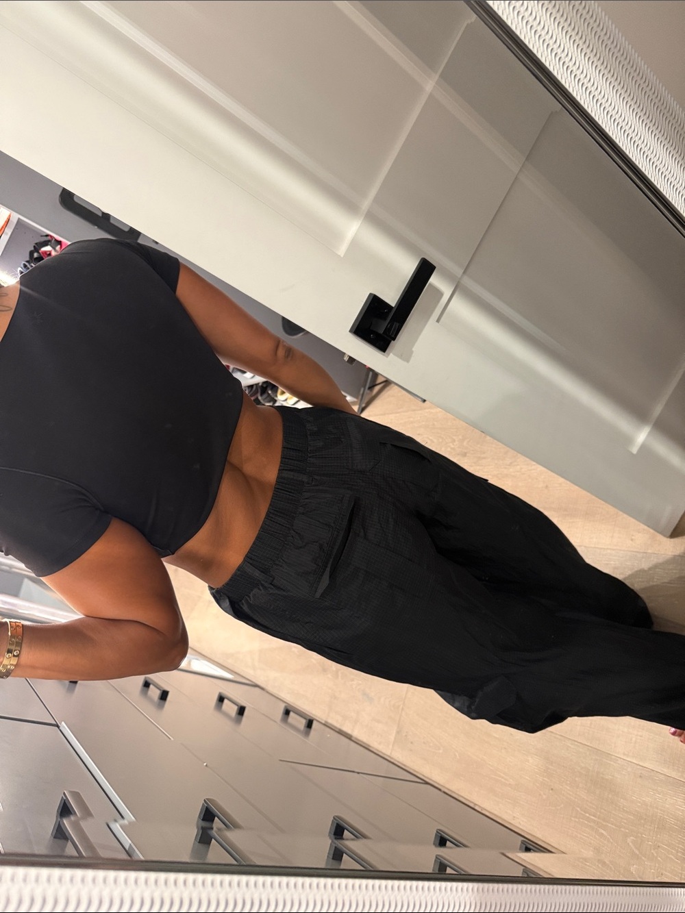Deep V Black Crop Top with Short Sleeves - Picture 2 of 2